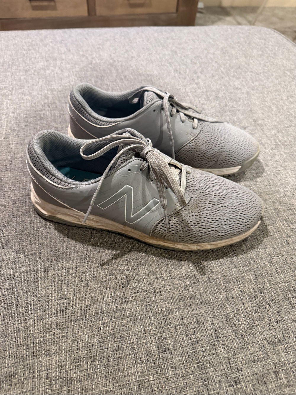 Women Golf Shoes- New Balance Women’s Light Gray Lace-Up